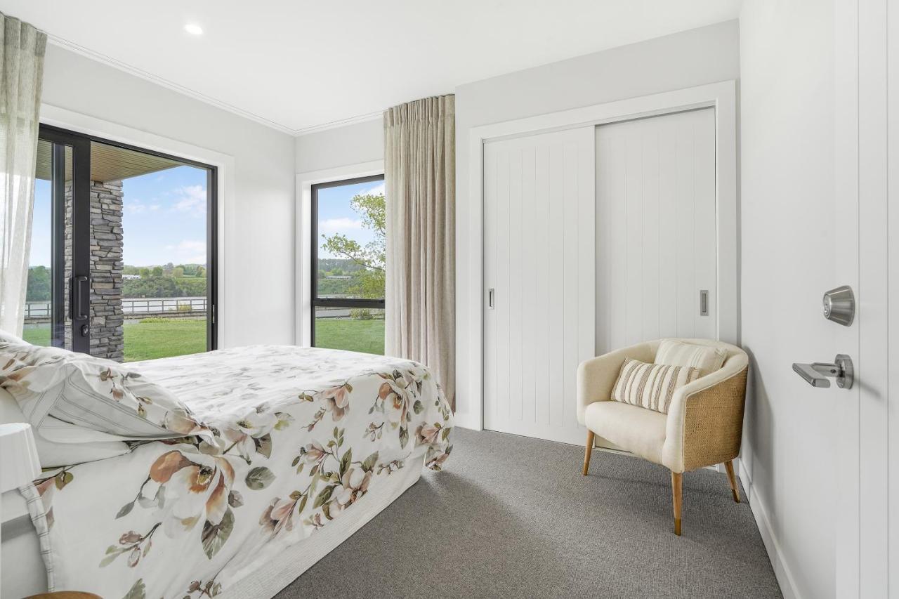 Lakeside Karapiro Downstairs Apartment Cambridge Exterior foto